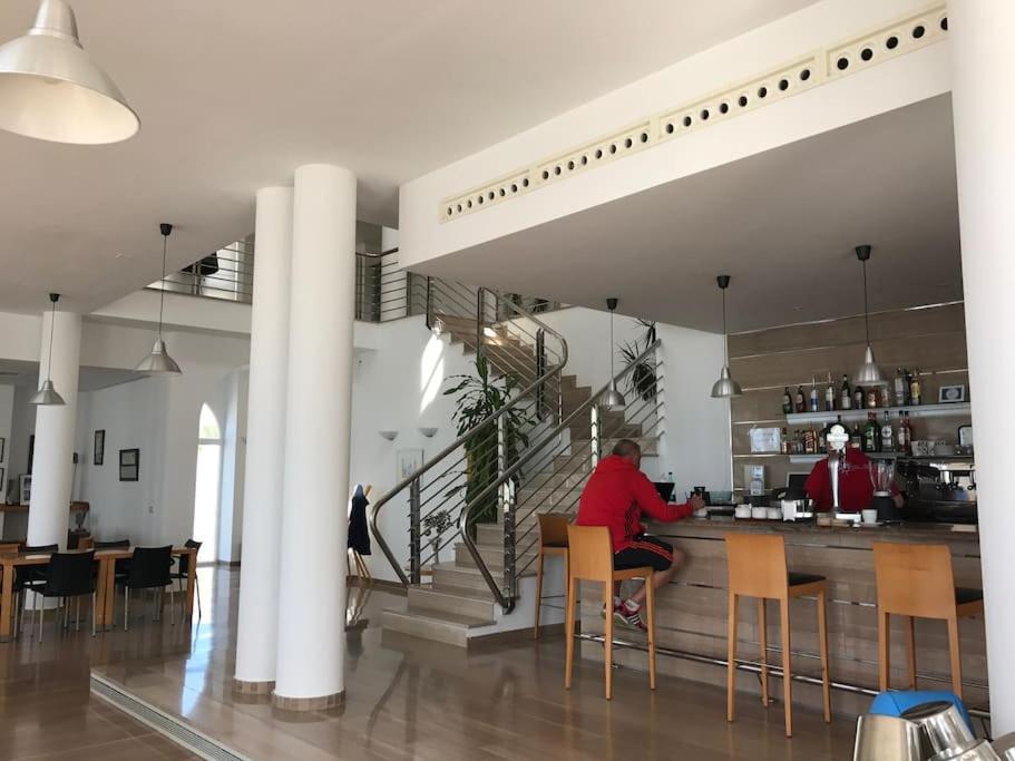 Clp - Beach Front, Pool View And Parking Calp Extérieur photo